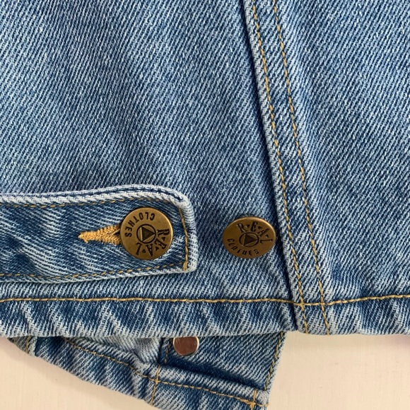 VINTAGE Denim 👖 Vest - Picture 3 of 9